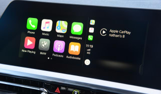 BMW 3 Series - Apple CarPlay