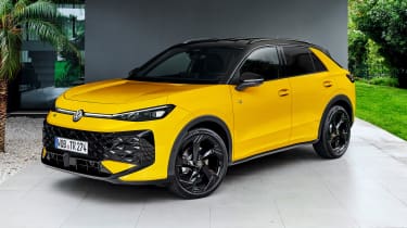 Volkswagen T-Roc 2026 - front static yellow