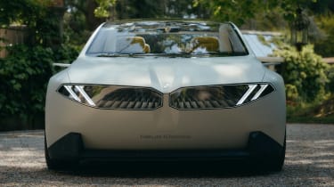 BMW Vision Neue Klasse concept - full front