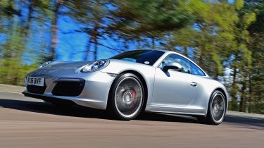 Porsche 911 Carrera 4S 2016 - front tracking