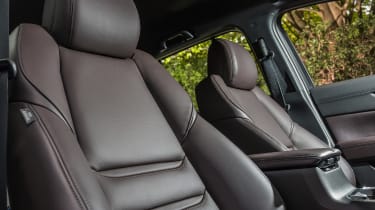 Mazda CX-8 - seats