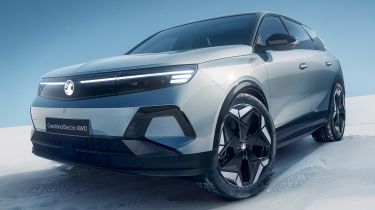 Vauxhall Grandland Electric AWD - front