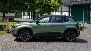 Jeep Avenger 2026 facelift side
