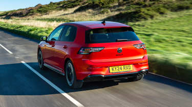 Volkswagen Golf GTI Mk8 - rear tracking