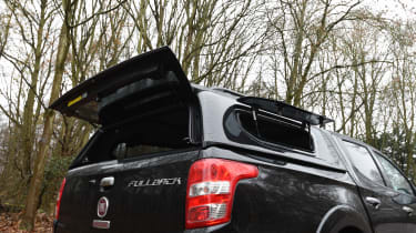 Fiat Fullback - rear tailgate