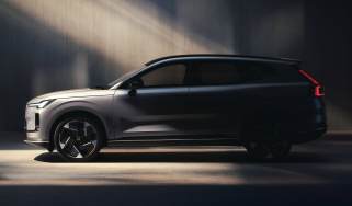 New Volvo XC70 - side profile