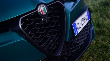 Alfa Romeo Tonale - front grille