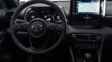 Toyota Yaris - dashboard studio