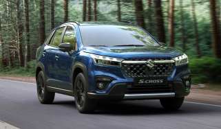 Suzuki S-Cross Kuro front 3_4