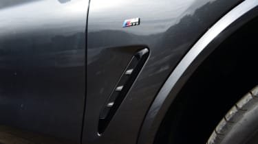 BMW iX3 front quarter panel