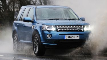 Land Rover Freelander front tracking