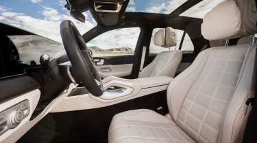 Mercedes GLE - front seats