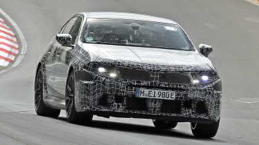 BMW M5 Facelift - front cornering