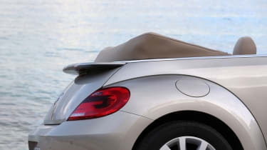 VW Beetle Cabriolet 1.4 TSI roof detail