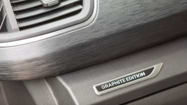 Renault Trafic Graphite Edition - trim