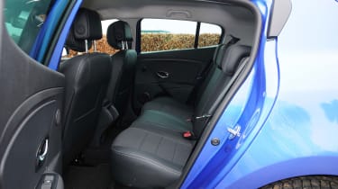 Renault Megane GT 220 - rear seats
