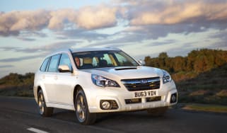 Subaru Outback front tracking