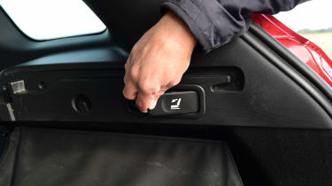 Renault Kadjar - long term seat down button