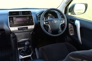 Toyota Land Cruiser Utility Commercial - interior