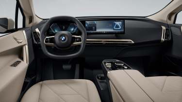 BMW iX xDrive45 - dash