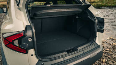 Dacia Duster Hybrid - boot side