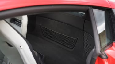 Audi R8 Performance RWD Edition - rear storage pouch