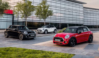 MINI Classic, Sport and Exclusive trims - front