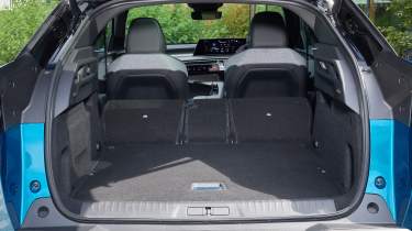 Peugeot 3008 Hybrid - boot