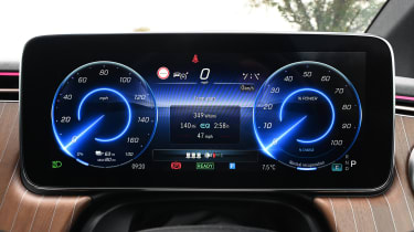 Mercedes EQE - dashboard screen