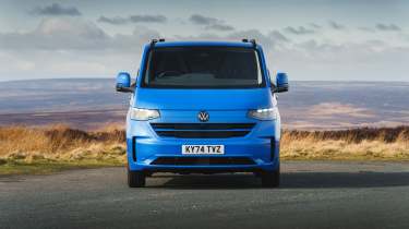 Volkswagen Transporter - front static