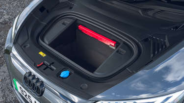 New Audi RS e-tron Performance - frunk