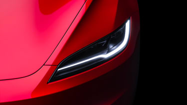Tesla Model 3 facelift - front light