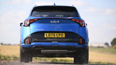 Kia Sportage - rear cornering