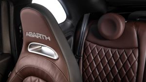 Abarth 595 2021 - brown seat