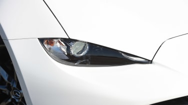 Mazda MX-5 - front light detail