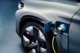 BMW iX3 - plugged-in detail