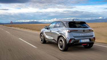 Vauxhall Mokka GSE 2025 - rear tracking