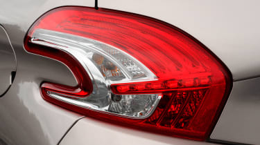 Peugeot 208 rear light