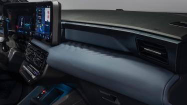 Nissan Micra - trim
