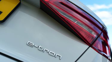 Audi A3 e-tron - e-tron badge
