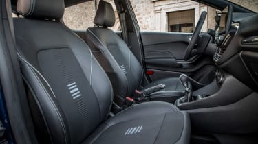 Ford Fiesta ST-Line - front seats