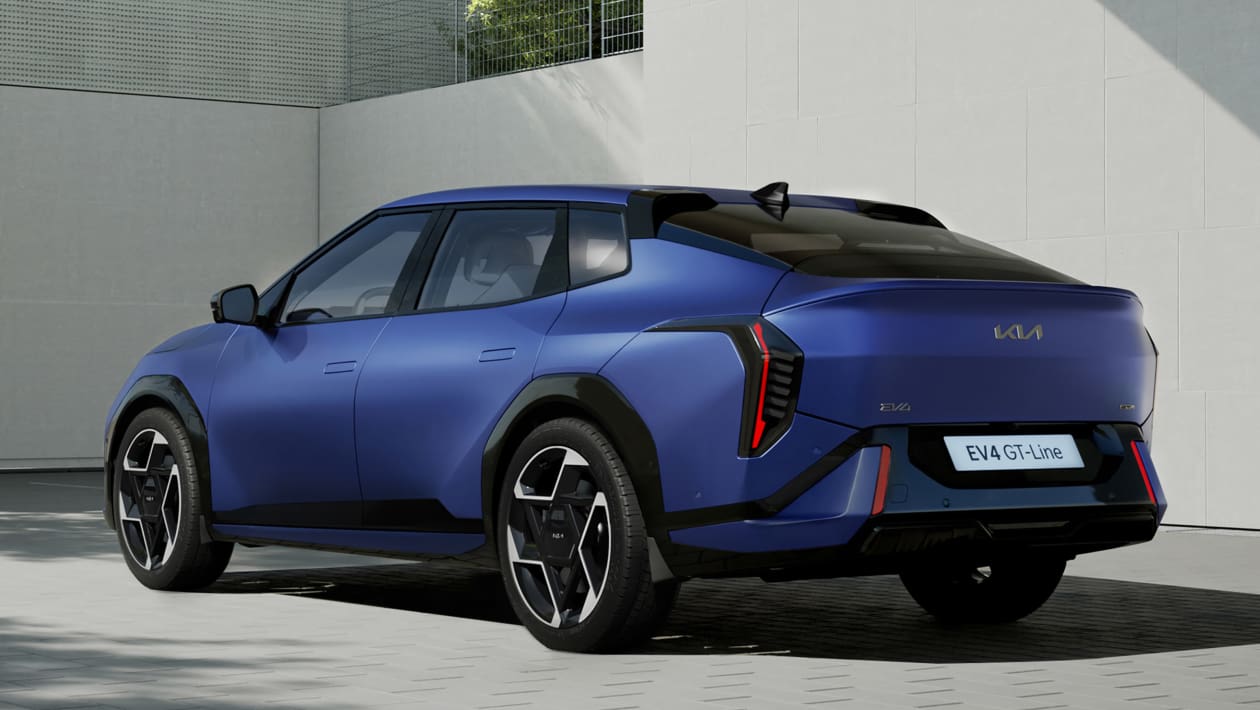 Kia EV4 Fastback - сзади