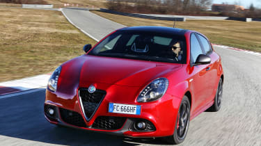Alfa Romeo Giulietta - front