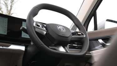 MGS9 - steering wheel