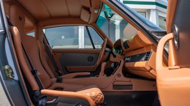 Ruf Ehra - front seats
