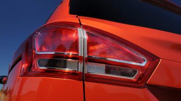 Ford B-MAX rear lights