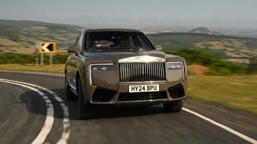 Rolls-Royce Cullinan Series II - front cornering
