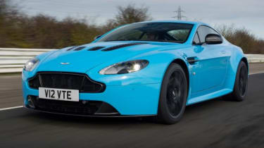 Aston Martin V12 Vantage S 