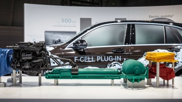 Mercedes GLC F-Cell plug-in - powertrain