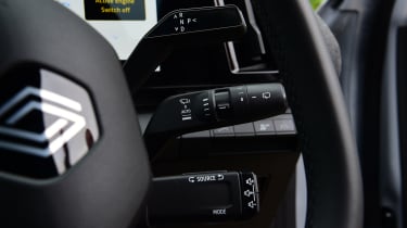 Renault Megane E-Tech - gear selector